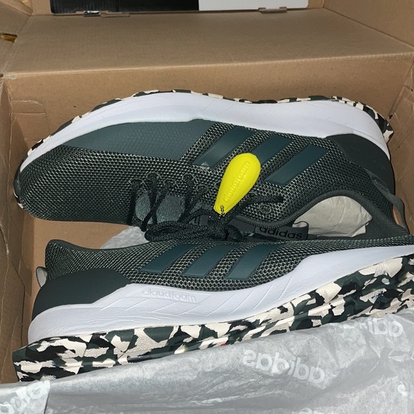 Adidas Questar Trail - Picture 11 of 11